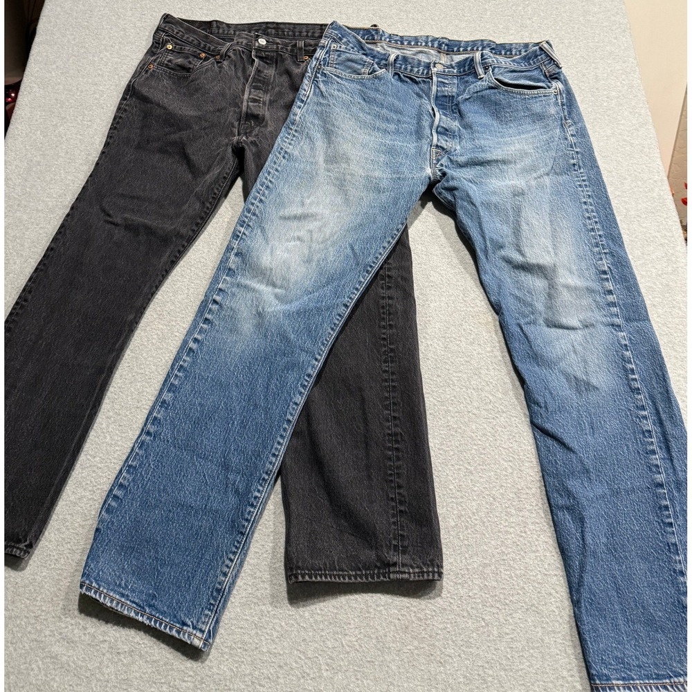 Levis 501 Original Fit Jeans Lot of 2 Mens 38x32 38x30 Blue & Black Straight Leg